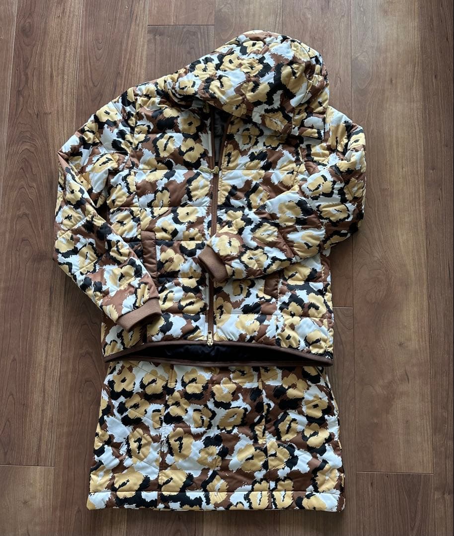 セットアップ　ブルゾンMサイズ/スカートSSサイズ