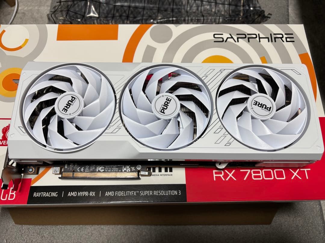 グラフィックボード・グラボ・ビデオカード SAPPHIRE PURE RX7800xt 16GB OC
