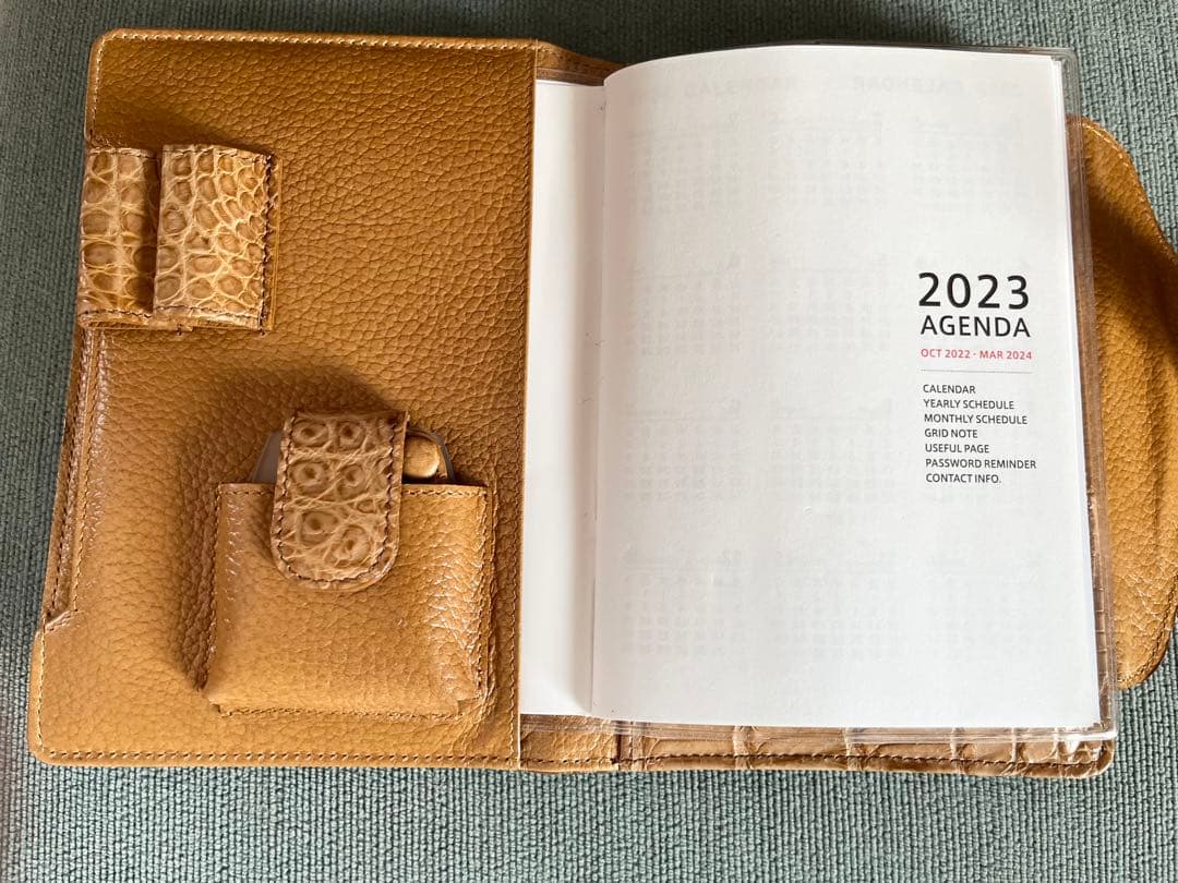 未使用　A6手帳カバー　クロコダイル　ルーペ　メモパッド　象革　キタムラ