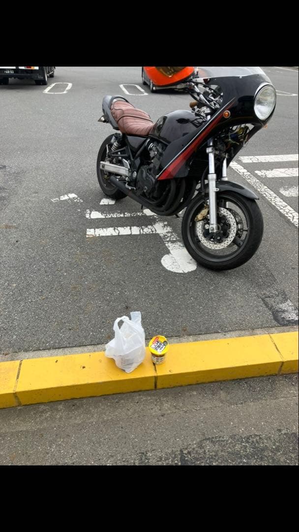 A*r様 イナズマ400 ロケットカウル　XJR ゼファー