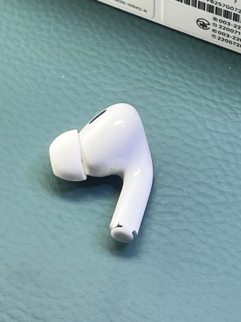 AirPods pro第2世代イヤホン右耳のみ A2083正規品動作品音質正常