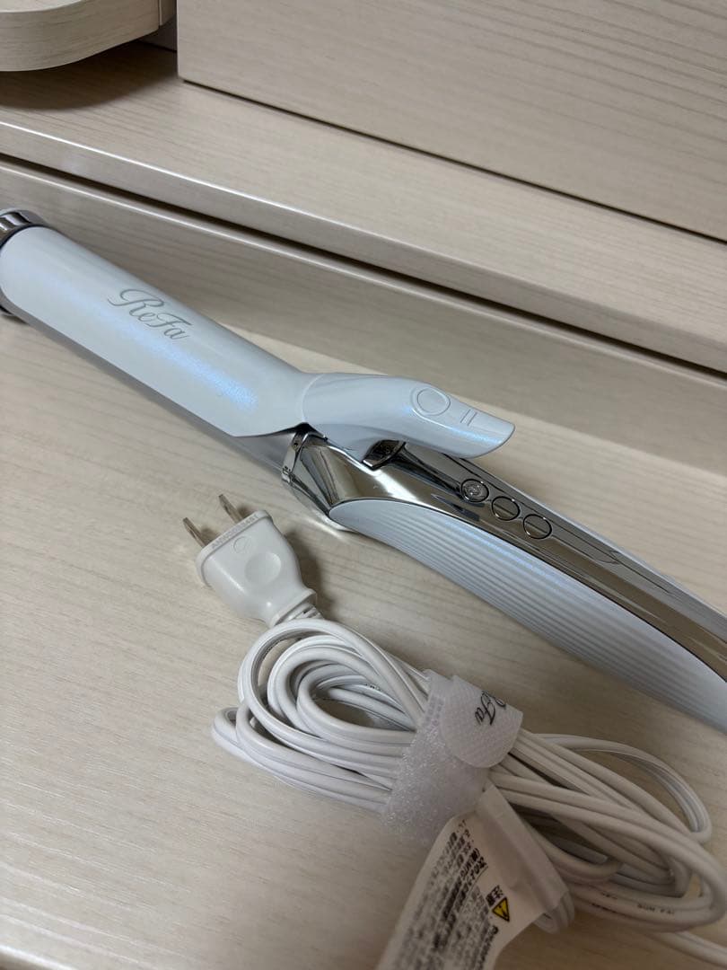 リファカールアイロン プロ　32 mm ホワイト