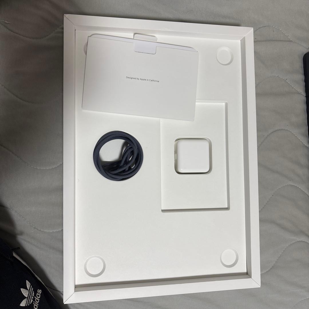 MacBook本体 Apple MacBook air m2