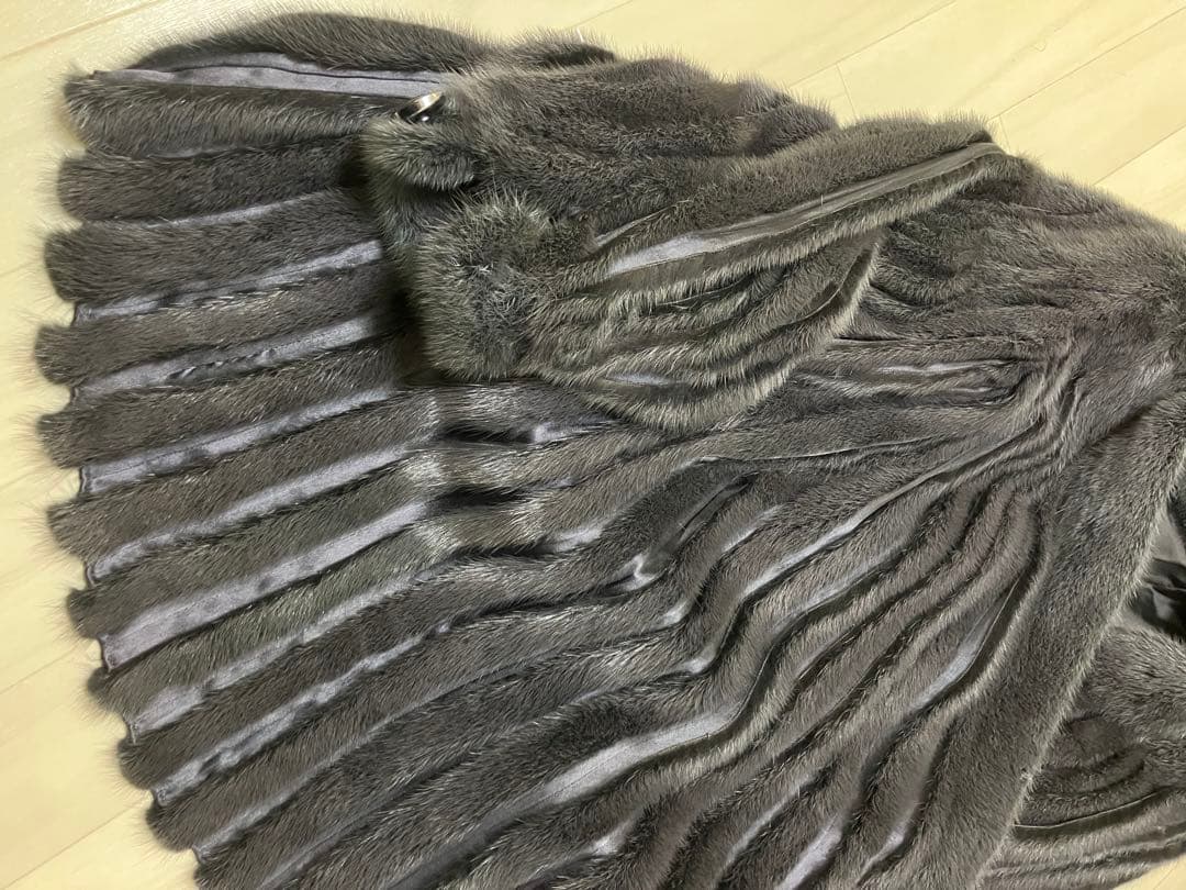 ミンク ファー コート ジャケット ポンチョ ストライプデザイン グレー系