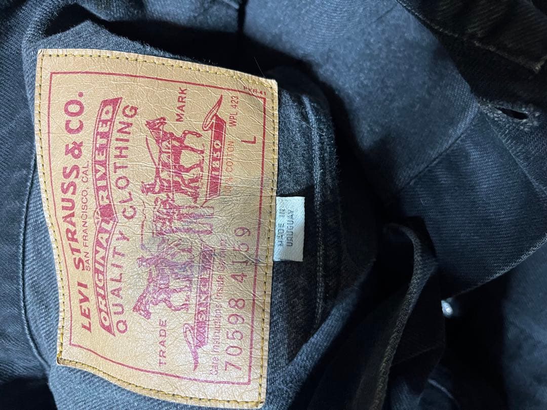 リーバイス　70598-4159 デニムジャケット　Lサイズ　黒