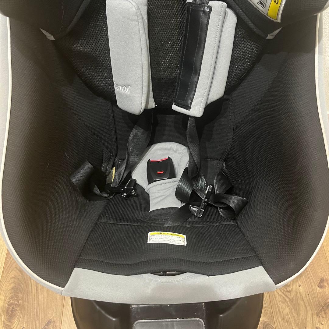 Combi チャイルドシート