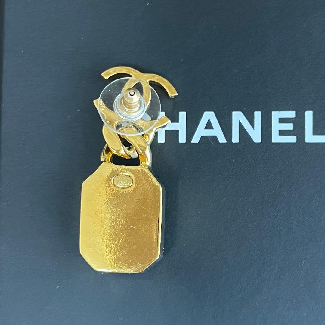 シャネル　ピアス　CHANEL 片耳 箱　ココマーク　クリスタル