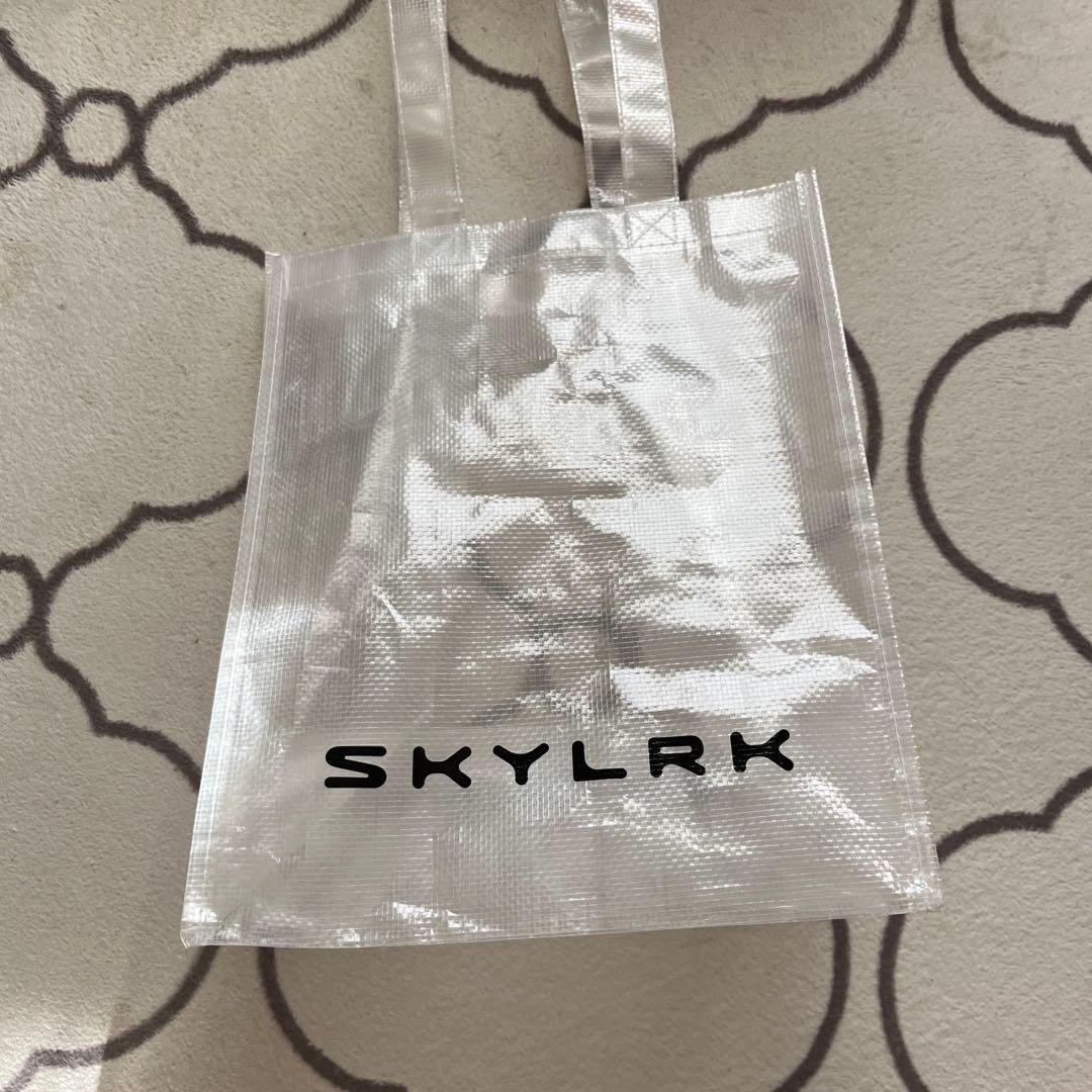 SKYLRK POPUP限定トレーナー　XXL