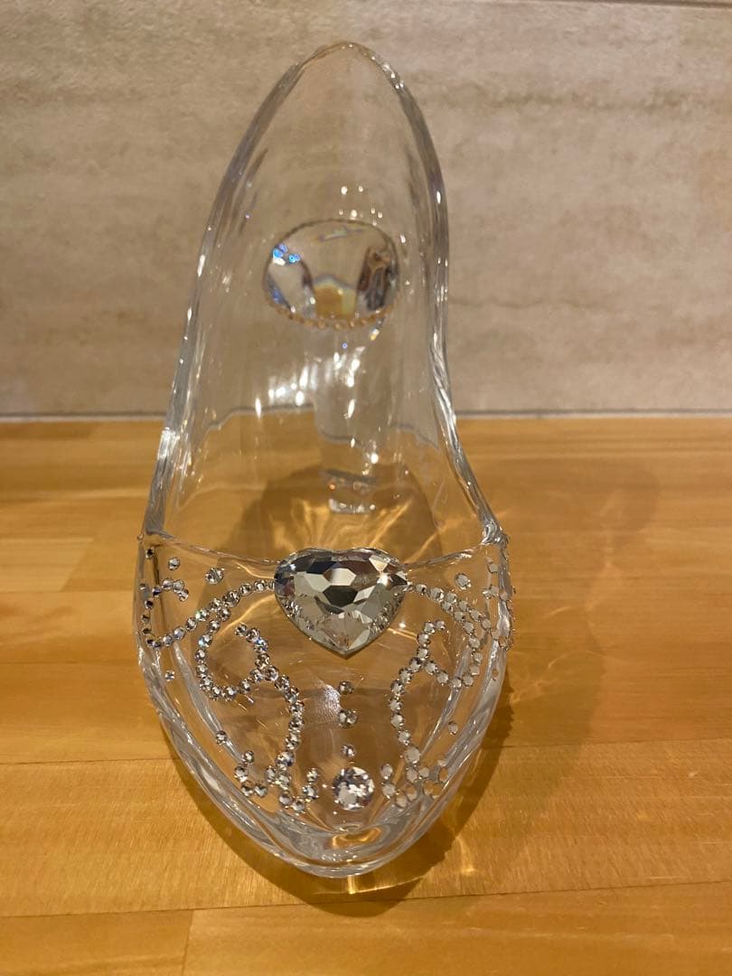 に*ん様 EMMA エマ 履けるガラスの靴 デコレーションハート結婚式