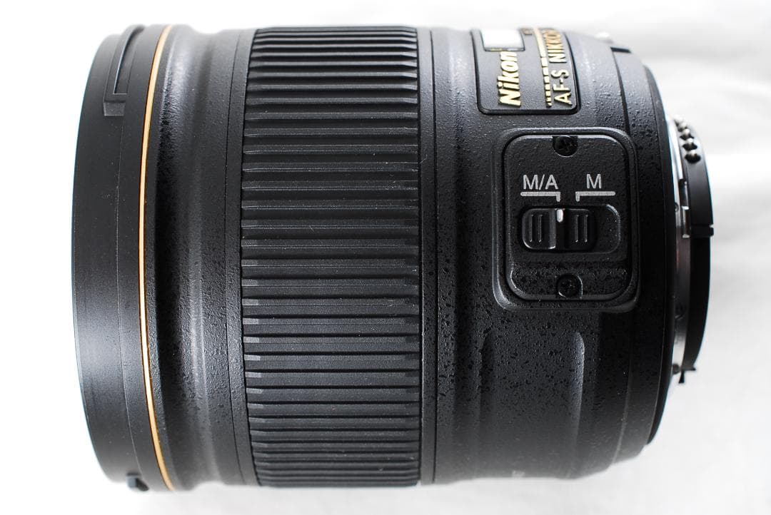 ニコン Nikon AF-S Nikkor 28mm F1.8G