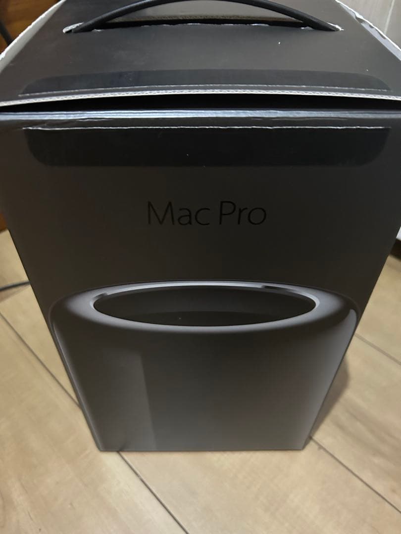 『爆速』Mac Pro 3.7GHz メモリ32GB SSD 1TB