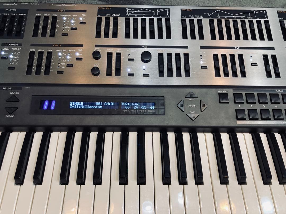 Roland シンセサイザー JD-800 メンテナンス品