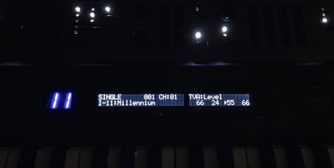 Roland シンセサイザー JD-800 メンテナンス品