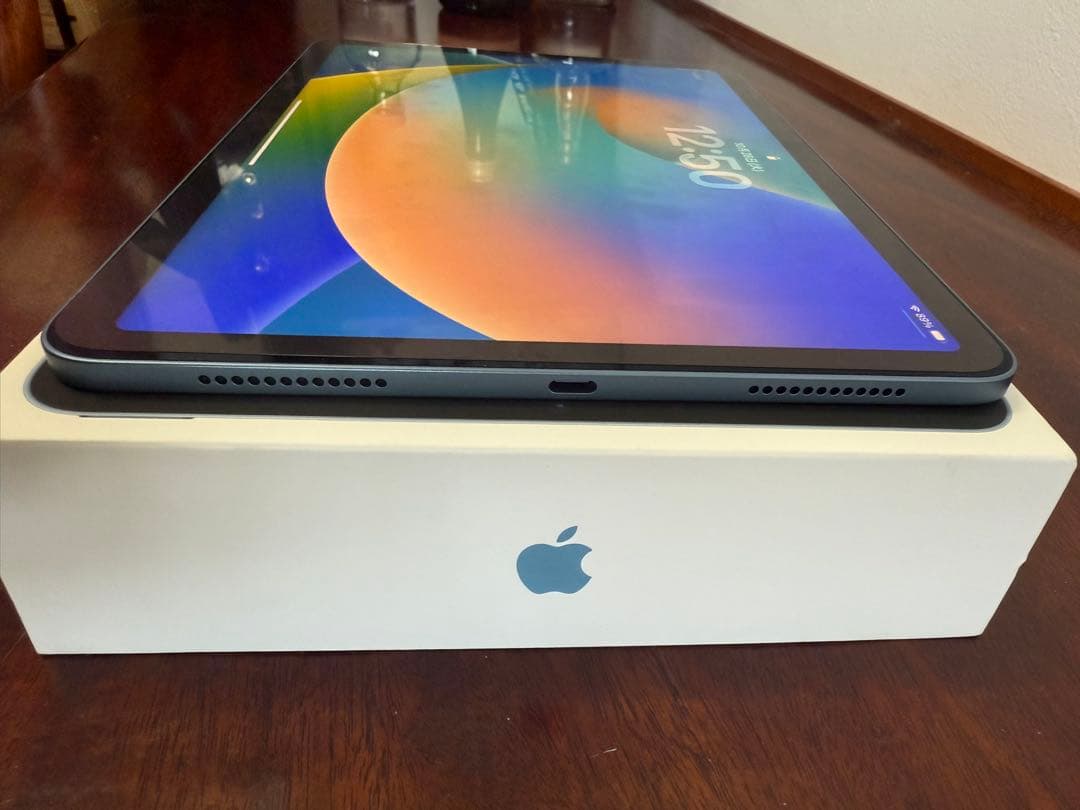 iPad Air 10.9インチ 第5世代[64GB] Wi-Fi 本体箱付き