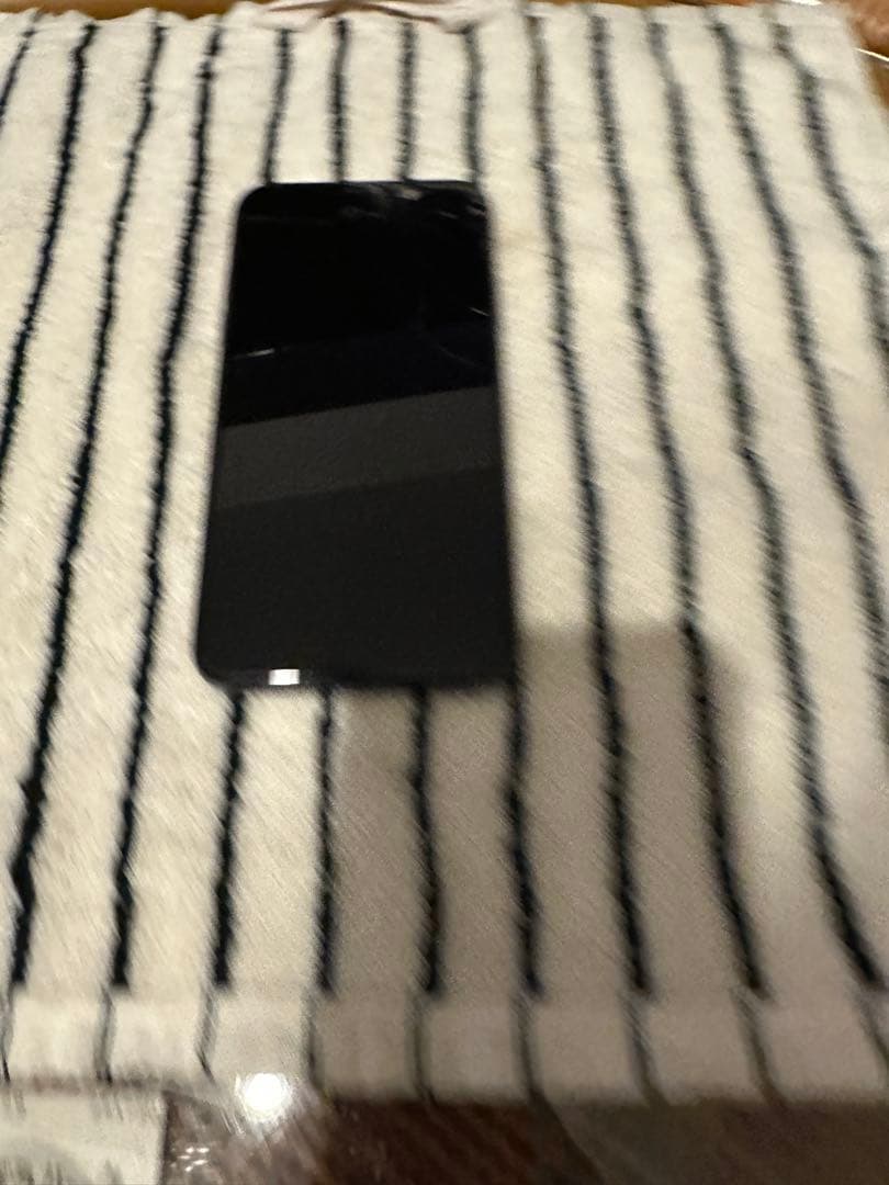 Apple iPhone 10 256GB 画面ひび割れあり