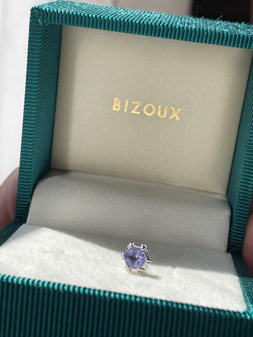 bizoux ピアス　イルネージュ　片耳