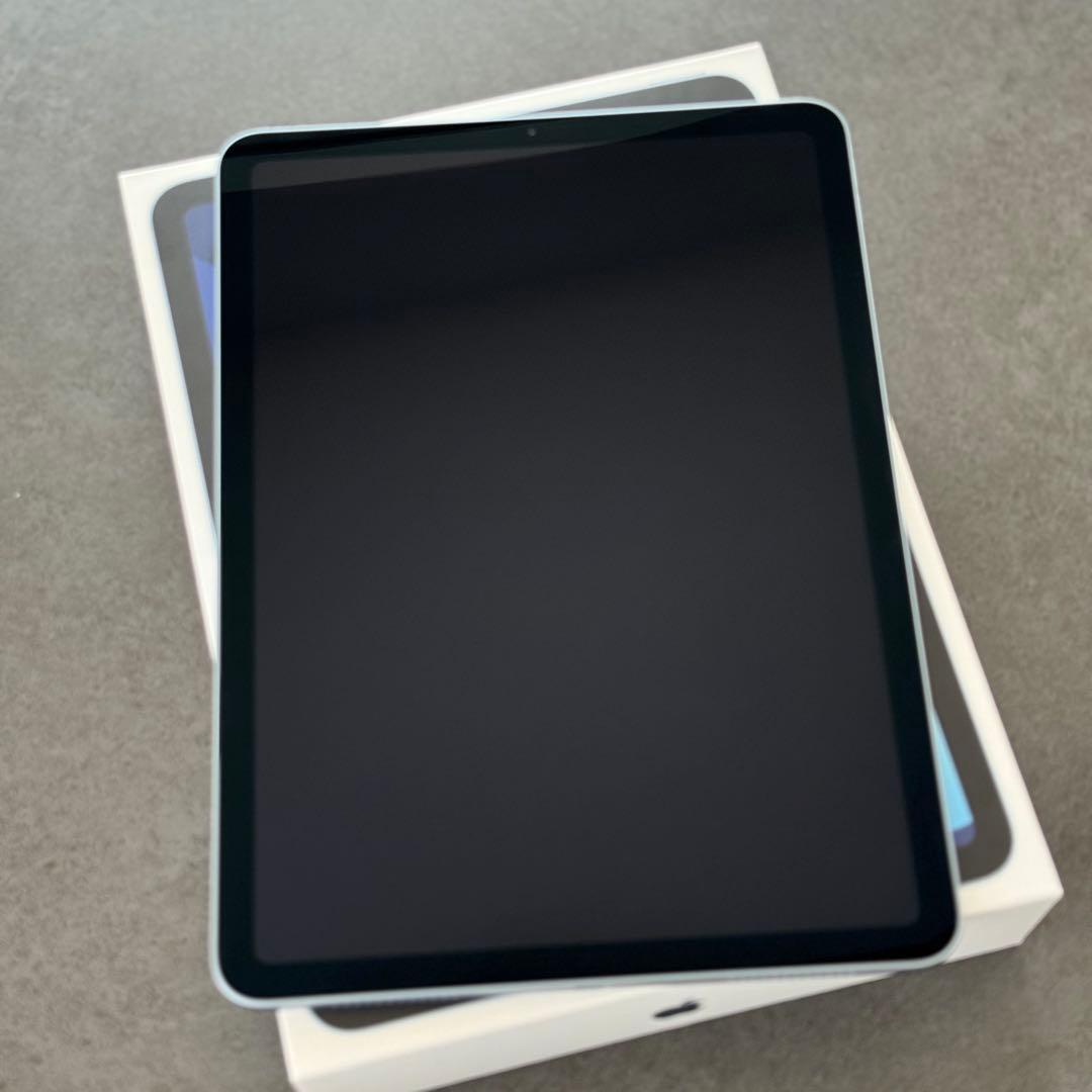 [カバー付き美品]iPad Air 10.9インチ 64GB スカイブルー