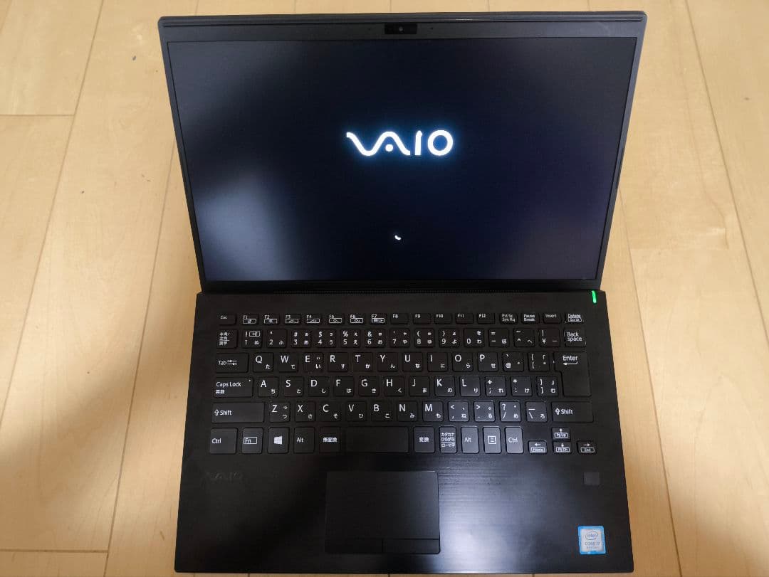 Sony Vaio i7 8565u, 512GB NVME/ 新品のバッテリー