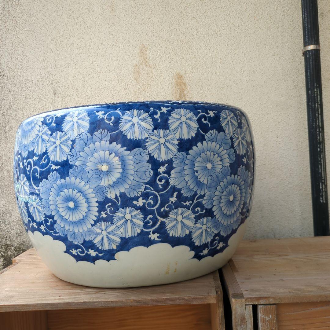 骨董 火鉢 染め付け モダン レトロ花 メダカ 睡蓮鉢 金魚 テーブル