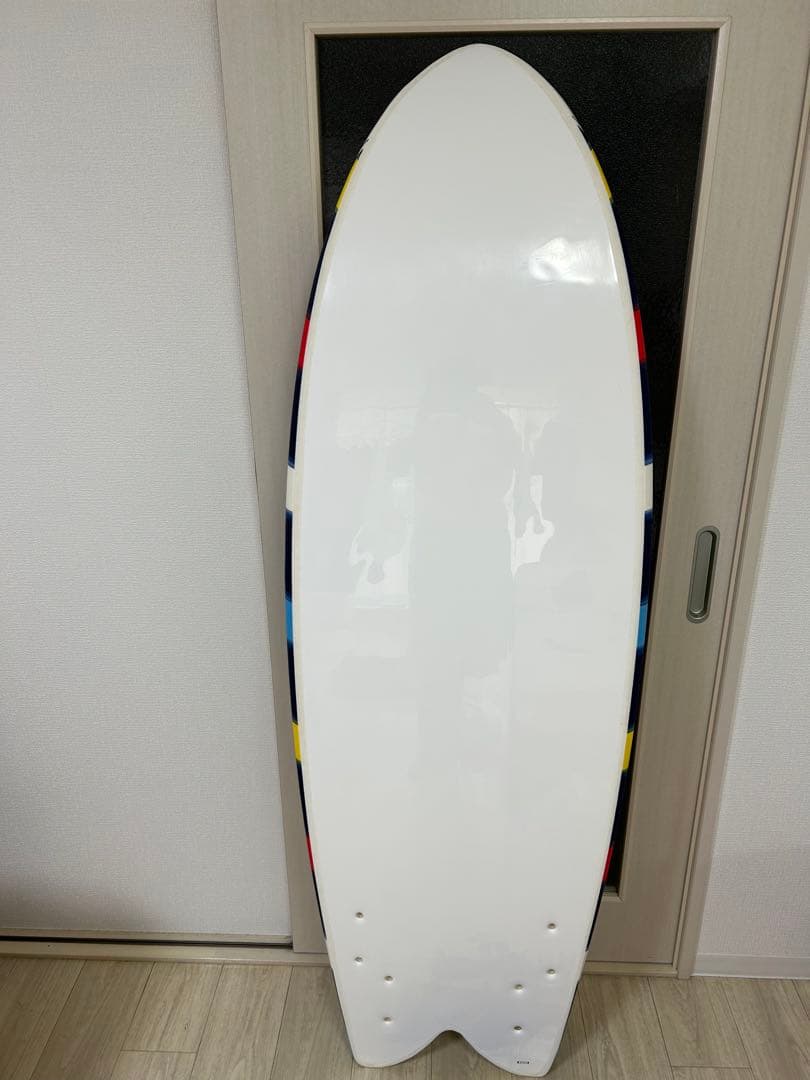 コストコサーフボード　5.8 4フィン付き