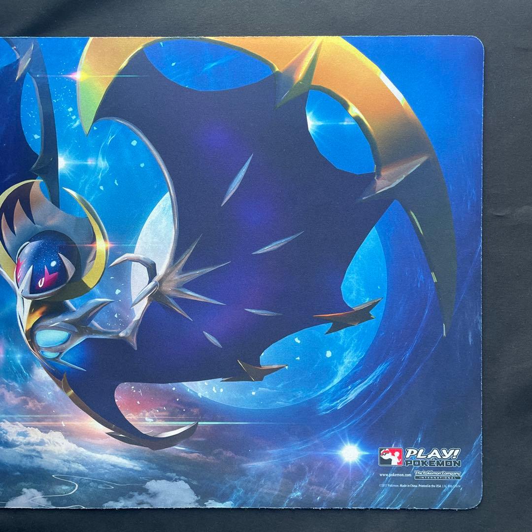 ルナアーラ　プレイマット 海外