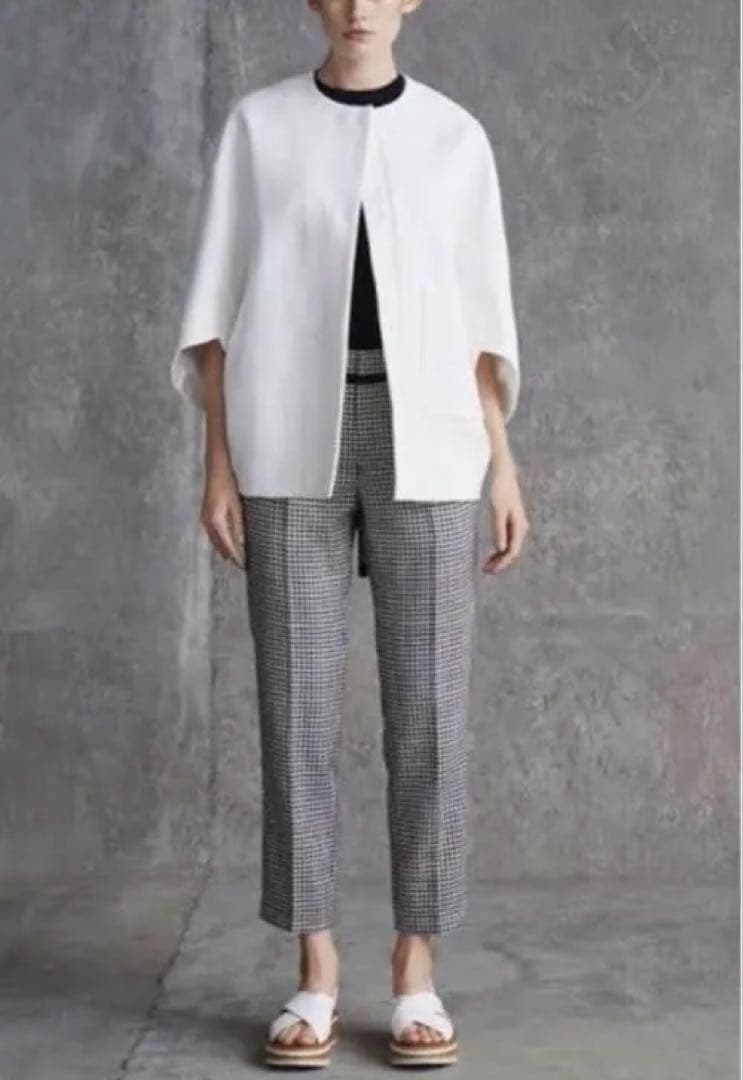 チェック柄テーパードパンツ