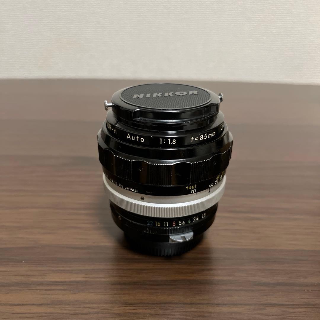 Nikon NIKKOR-H Auto 85mm f1.8 オールドレンズ