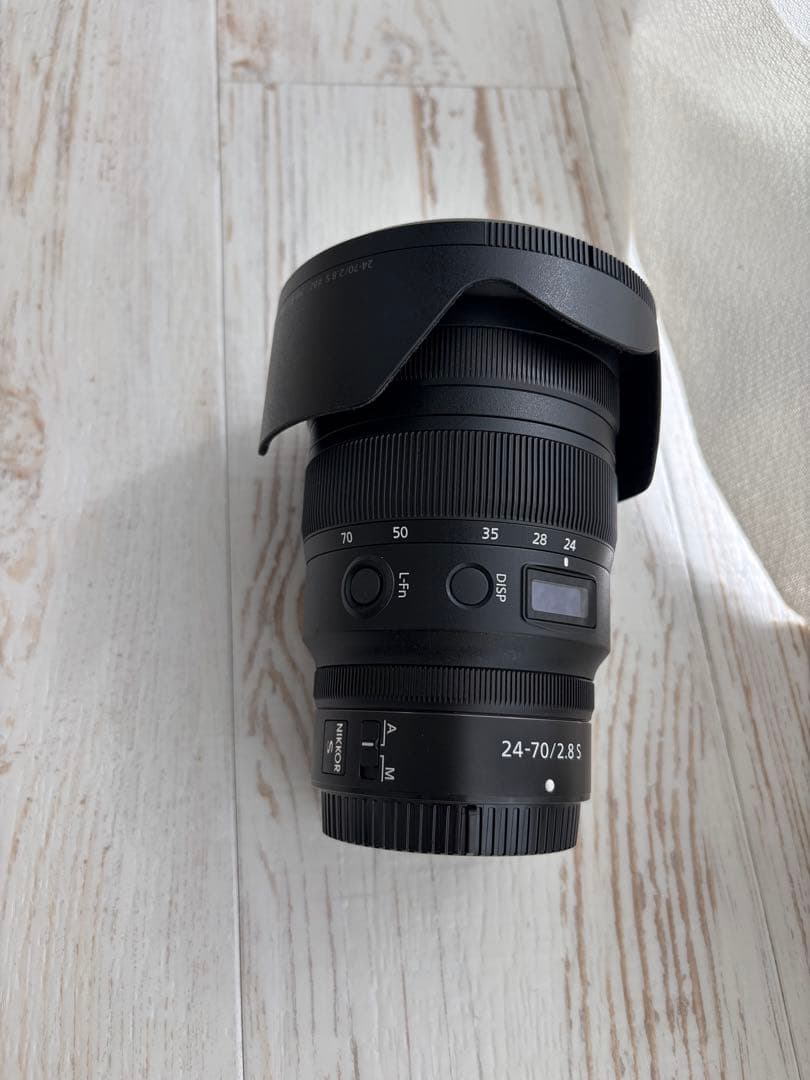 NIKKOR 24-70mm f/2.8 ズームレンズ