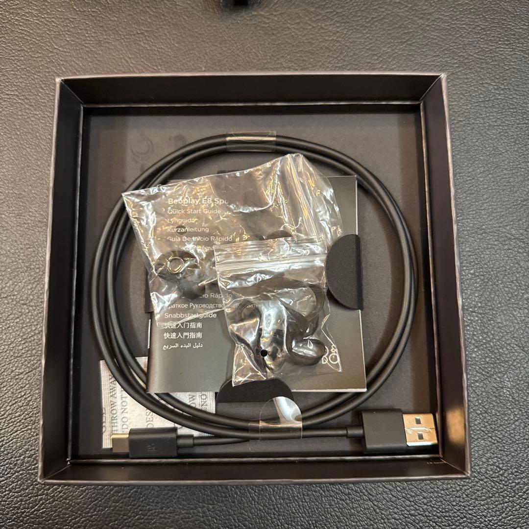 イヤホン Rapha + B&O beoplay e8 sports