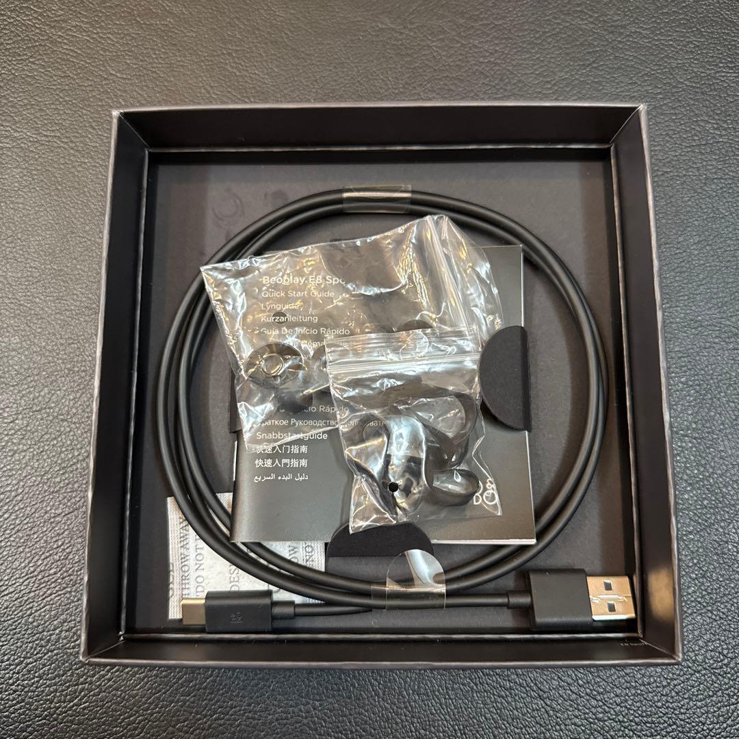 イヤホン Rapha + B&O beoplay e8 sports