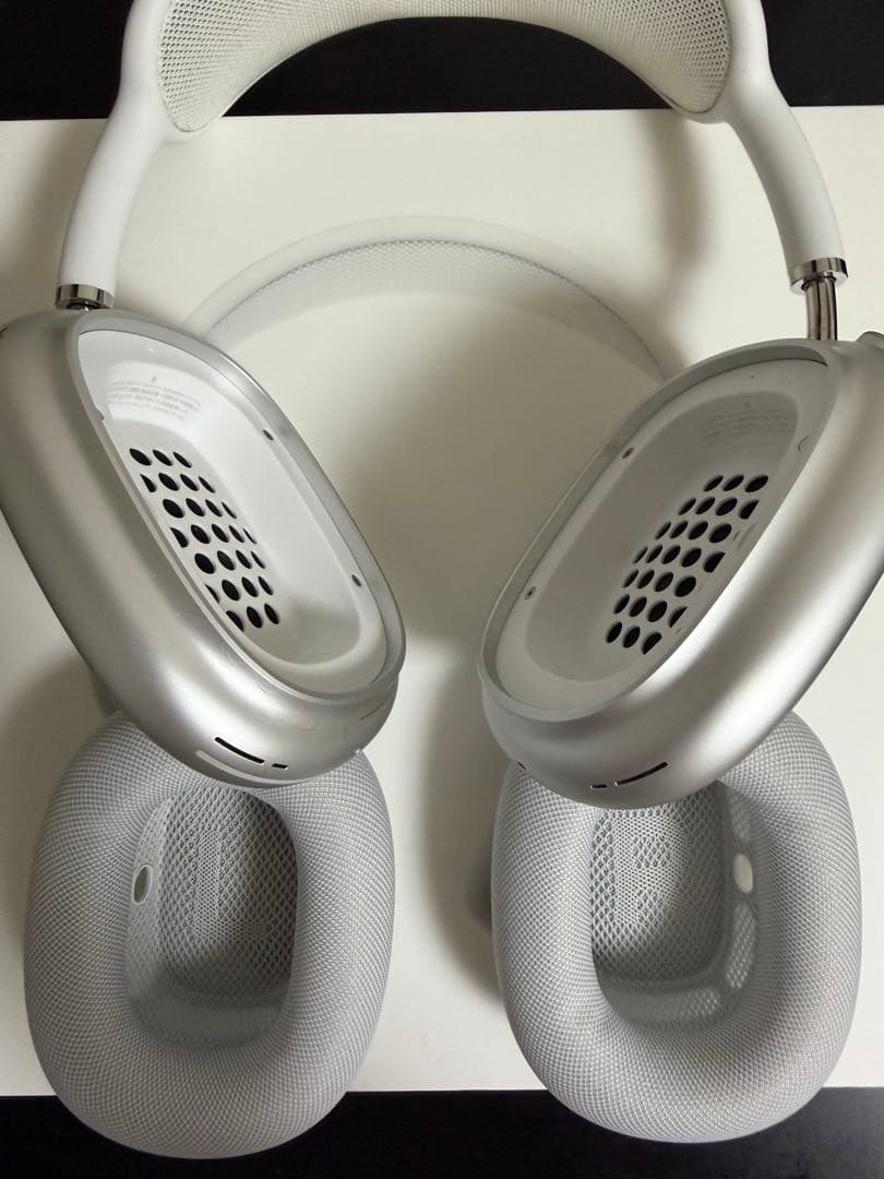 AirPods Max シルバー 本体【箱・ケース・充電器付き】