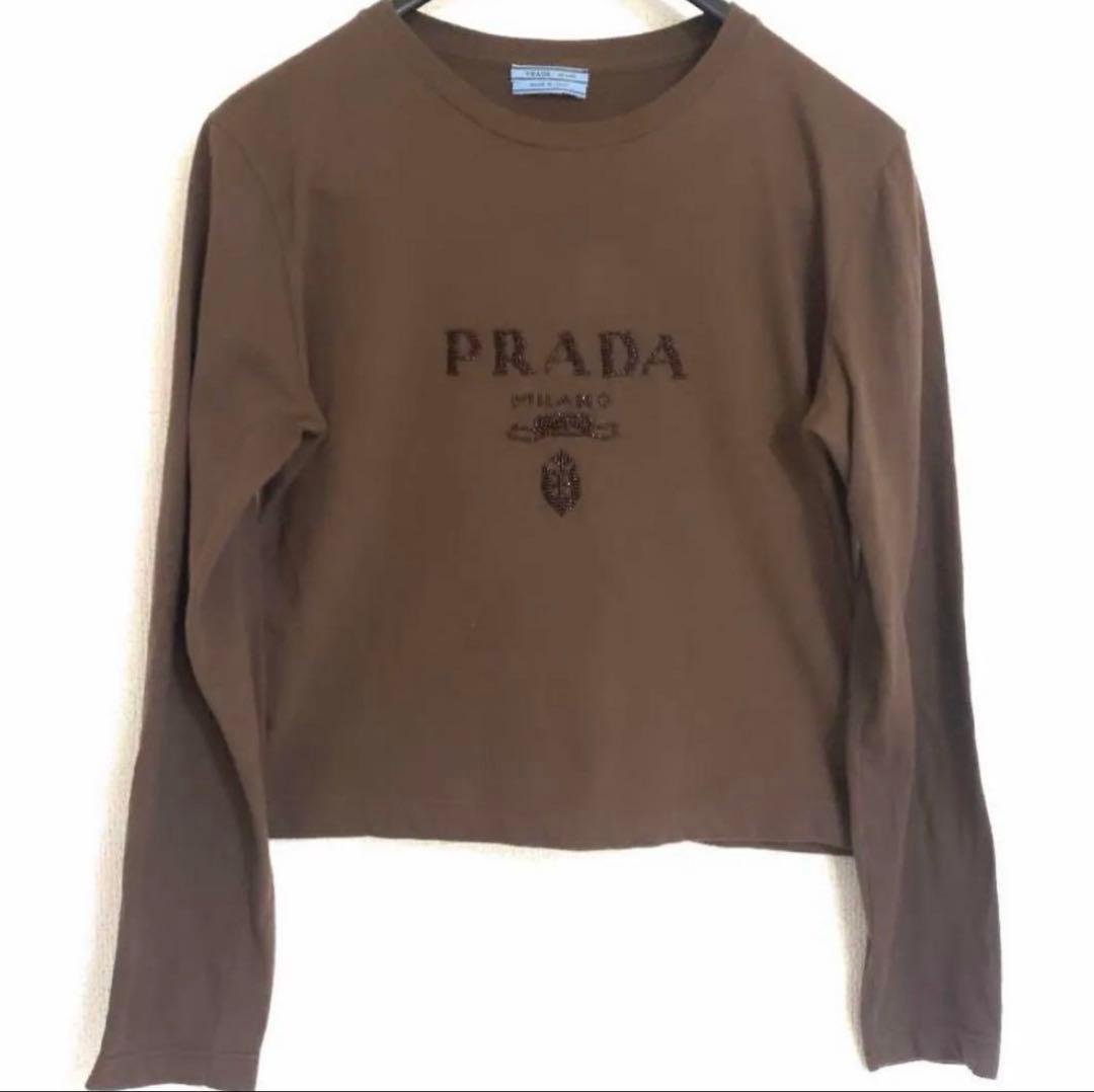 u*3様 【年内お値下げ中】PRADA ロングTシャツ ビーズ ロゴ ブラウン