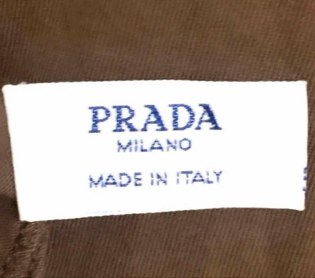 u*3様 【年内お値下げ中】PRADA ロングTシャツ ビーズ ロゴ ブラウン