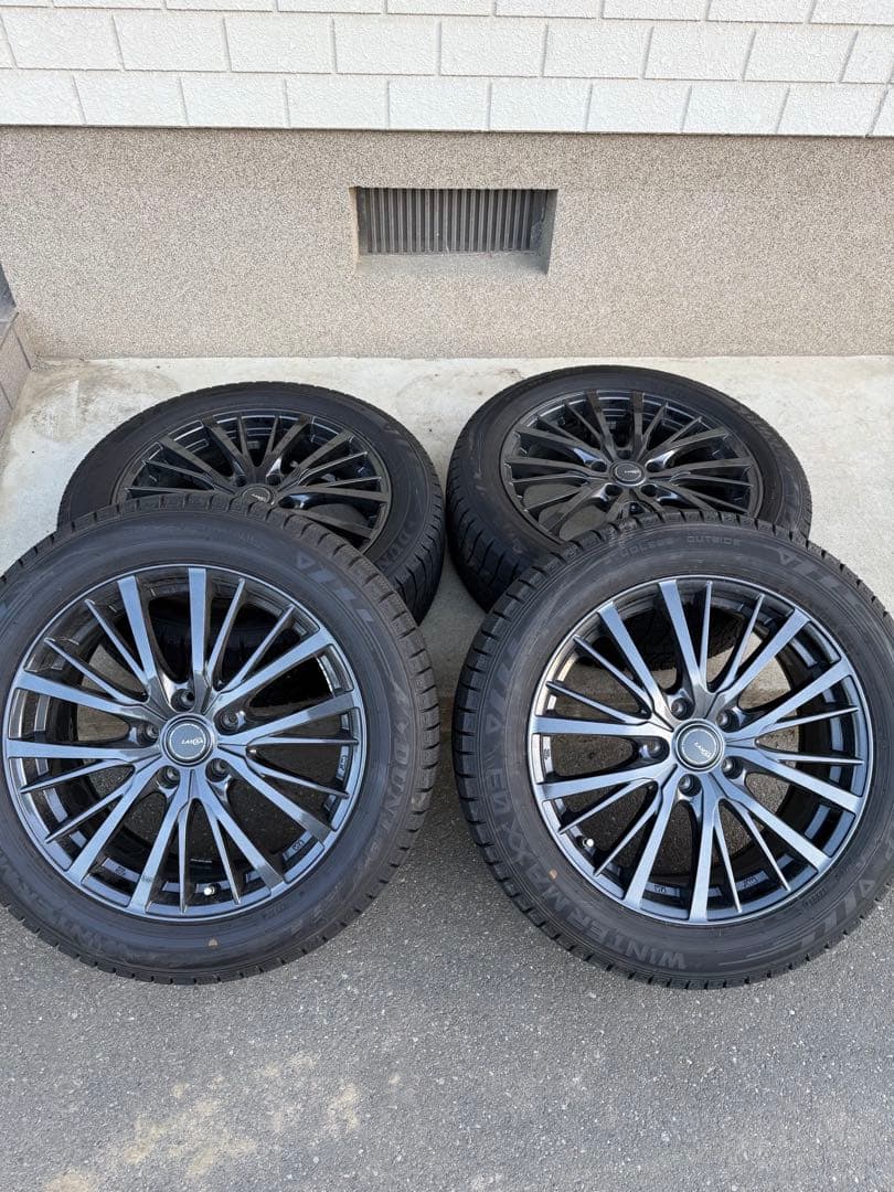 18インチ ダークグレー ホイールセット DUNLOPタイヤ　スタッドレス