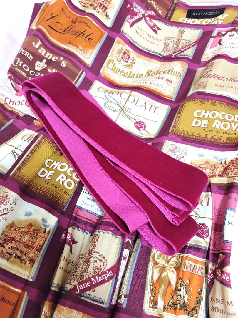 JaneMarple　ブリティッシュチョコレートバースクエアドレス