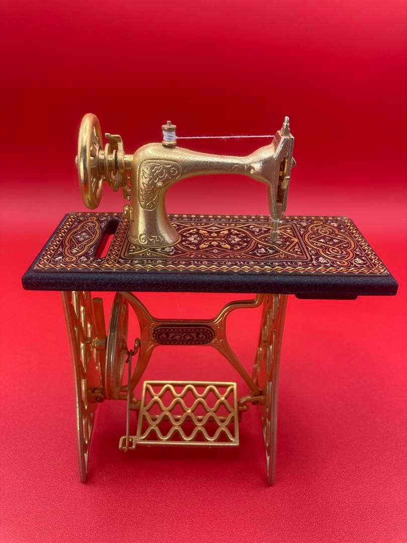 CREDAN スペイン製 ミシン ミニチュア 置物 飾り物 アンティーク