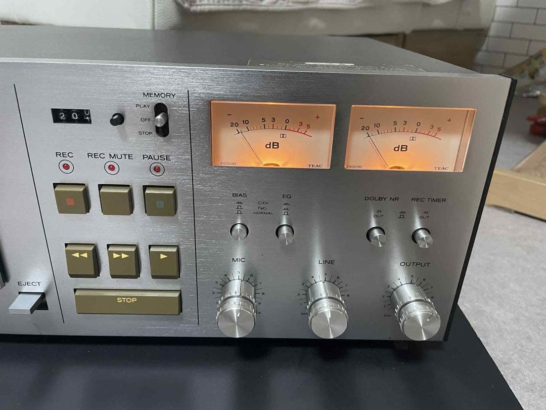 TEAC A-630 ステレオカセットデッキ
