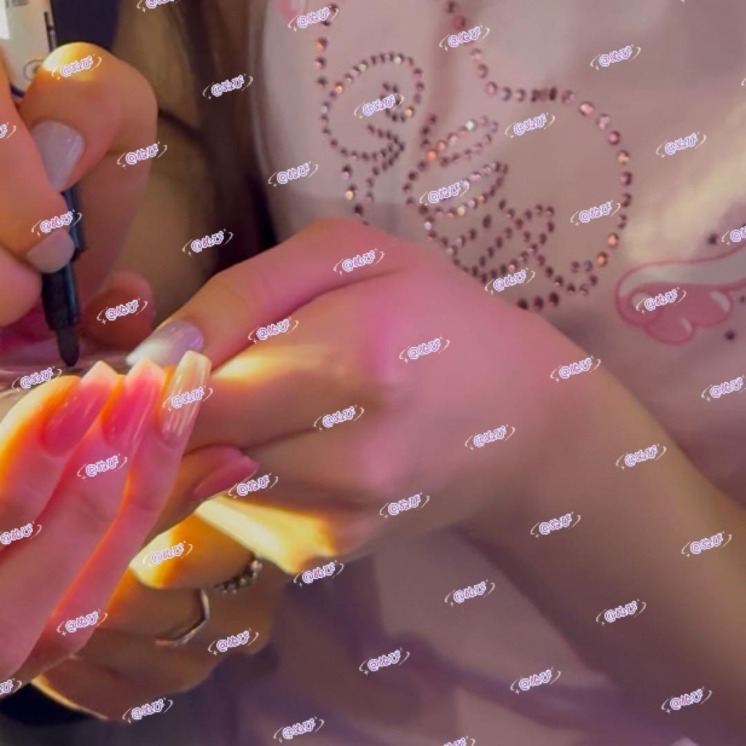 ILLIT Glitter Day FCトレカ ミンジュ サイン入り トレカ