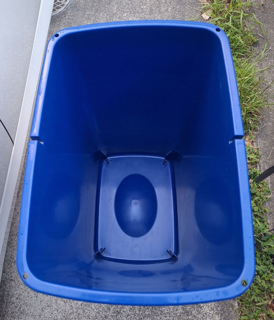 激レア★SUNTORYノベルティ★フタ付き大型ごみ箱★新品未使用