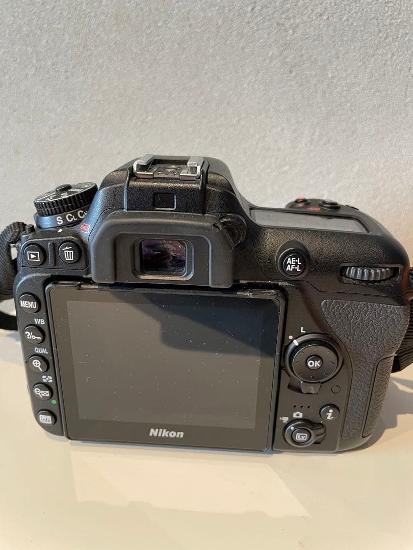 Nikon D7500＋単焦点50mm f 1.8