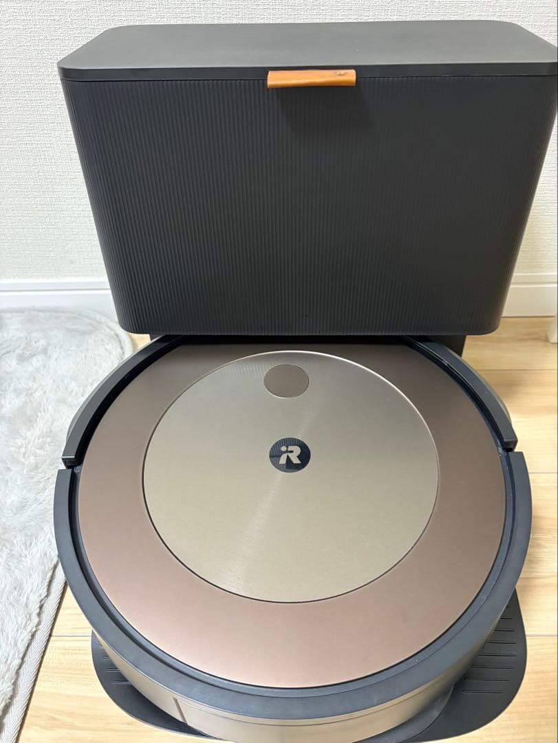iRobot ルンバ j9+ グリーンベース（自動ゴミ収集機）セット