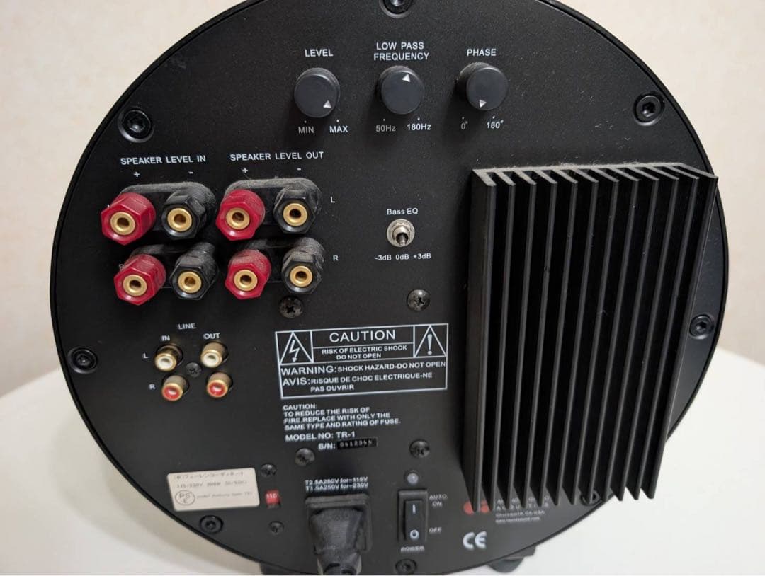 アンソニー・ギャロ・アコースティックスサブウーファーTR-1