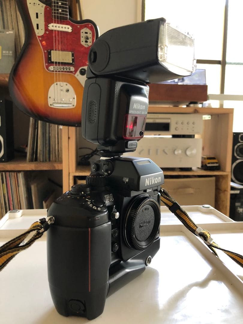 Nikon F4 一眼レフカメラ スピードライト付き　　　F4S