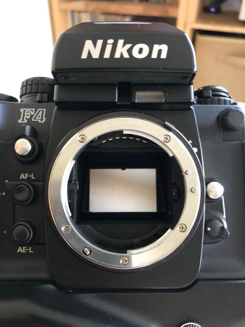 Nikon F4 一眼レフカメラ スピードライト付き　　　F4S