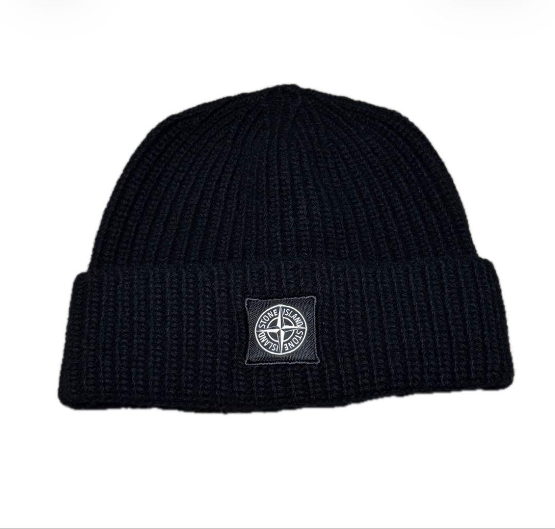 stone  ビーニー　ニット帽