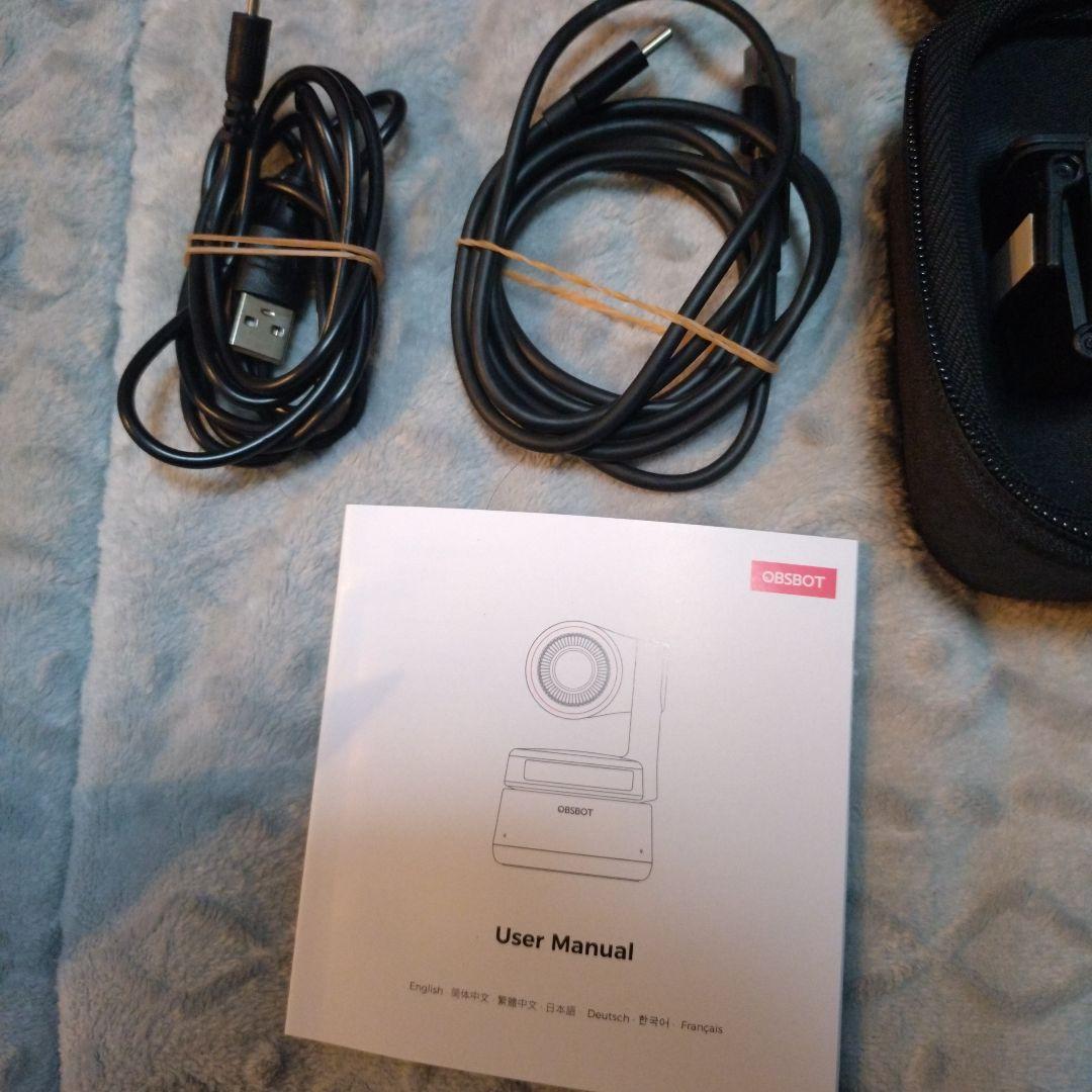 OBSBOT 4Kカメラ 本体と付属品