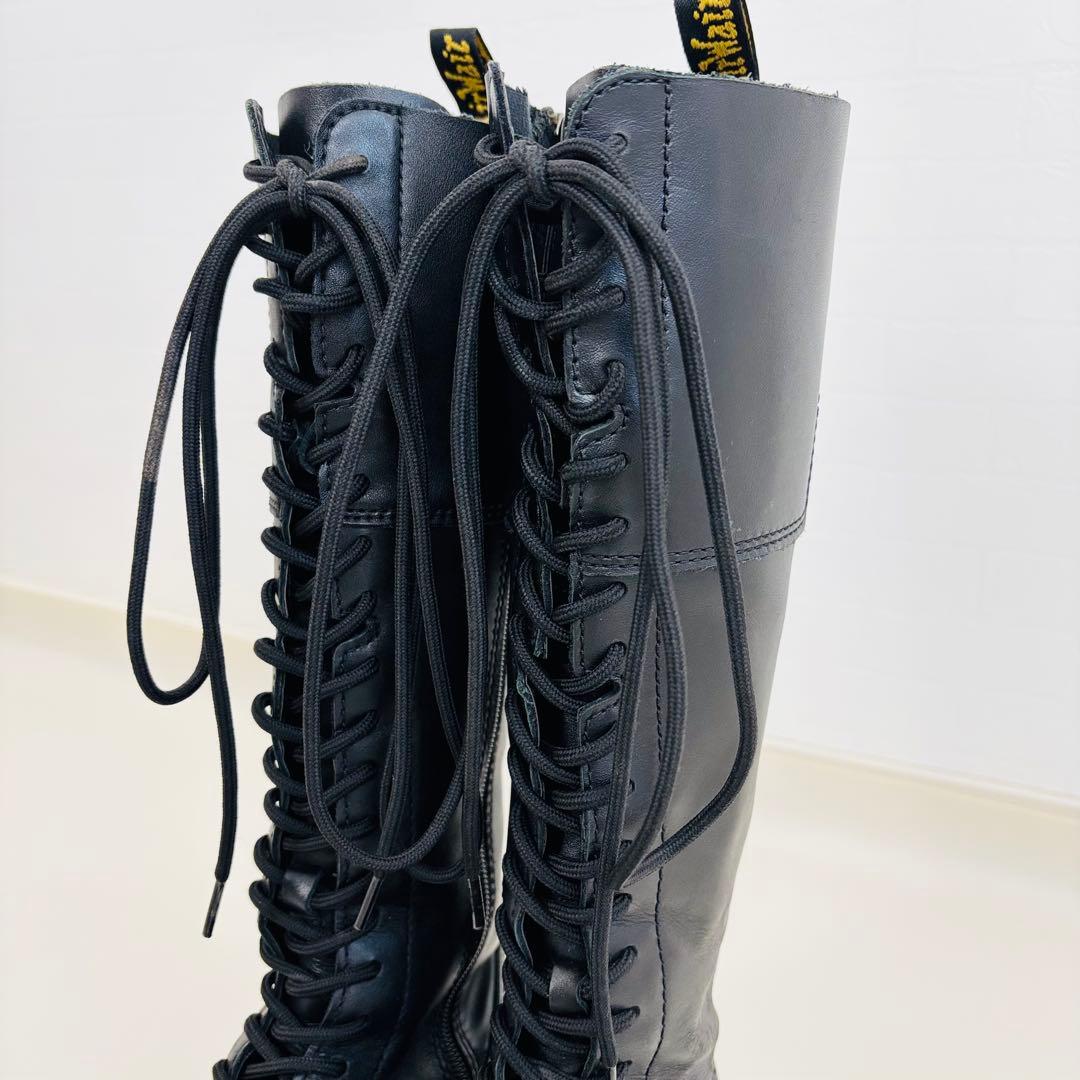 2735　ドクターマーチン AUDRICK ロングブーツ 20ホール　厚底ブーツ