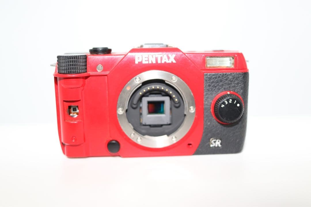 ☆ジャンク【PENTAX】Q10 + 02 5-15mm ペンタックス