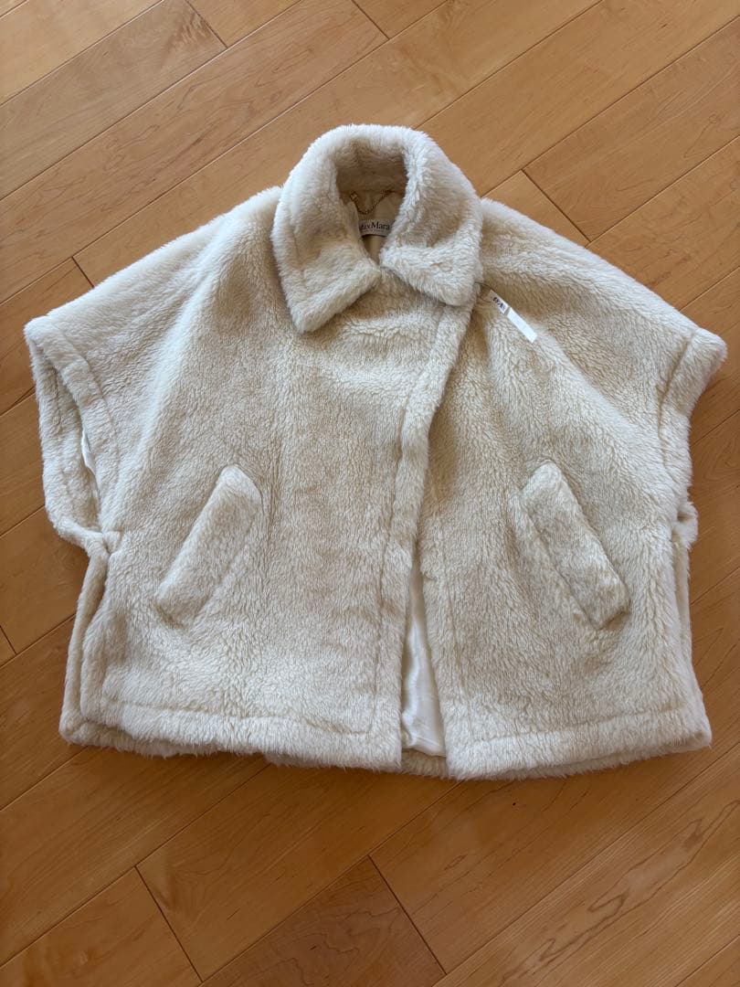 アイボリー フリース ポンチョジャケット　カバー付き