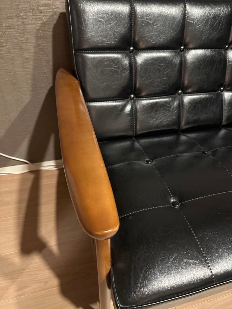 【直接引き取り歓迎】カリモク60 Kチェア 2シーター スタンダードブラック